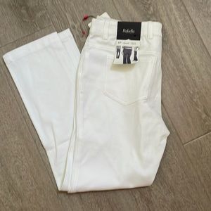 Ladies size 6 petite white stretch jeans